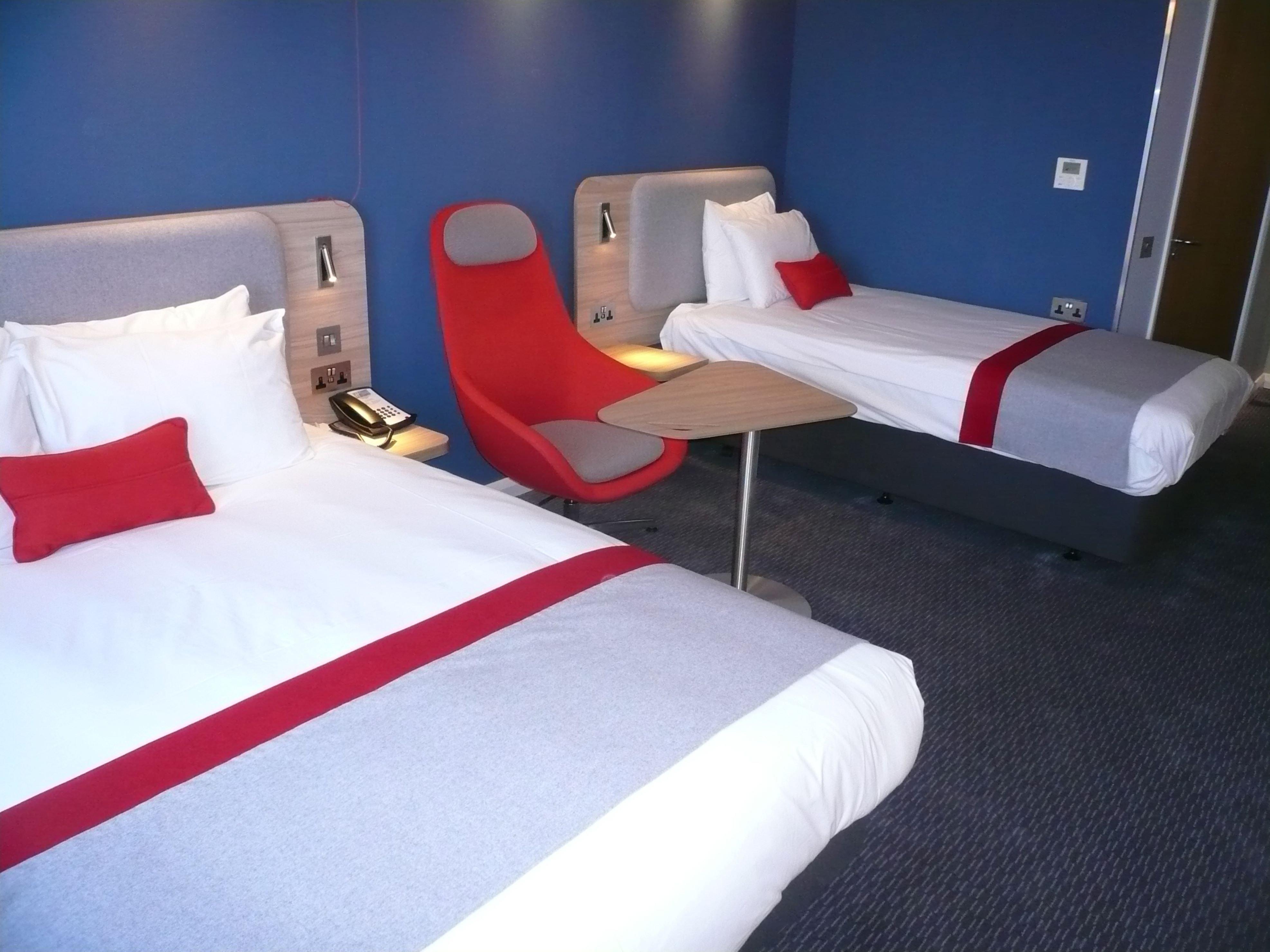 Holiday Inn Express Oxford Kassam Stadium By Ihg Dış mekan fotoğraf